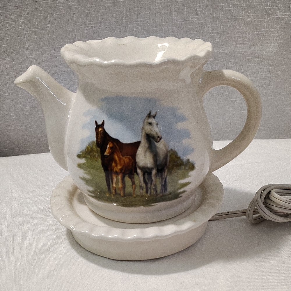 Ceramic Horse Design Teapot with Warmer